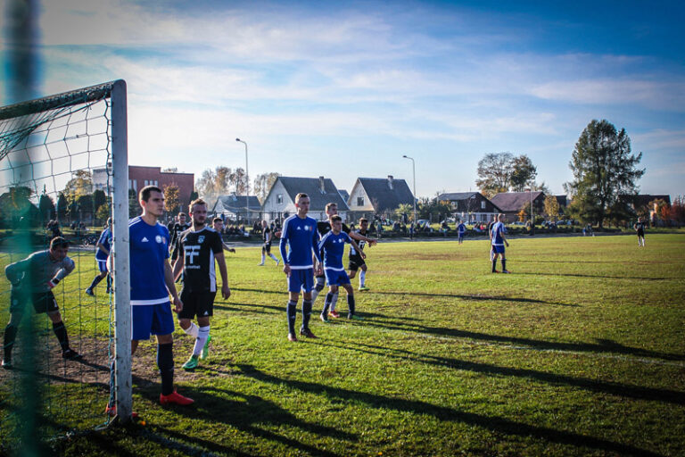 Fussball Galerie4 Artis Kančs on Unsplash